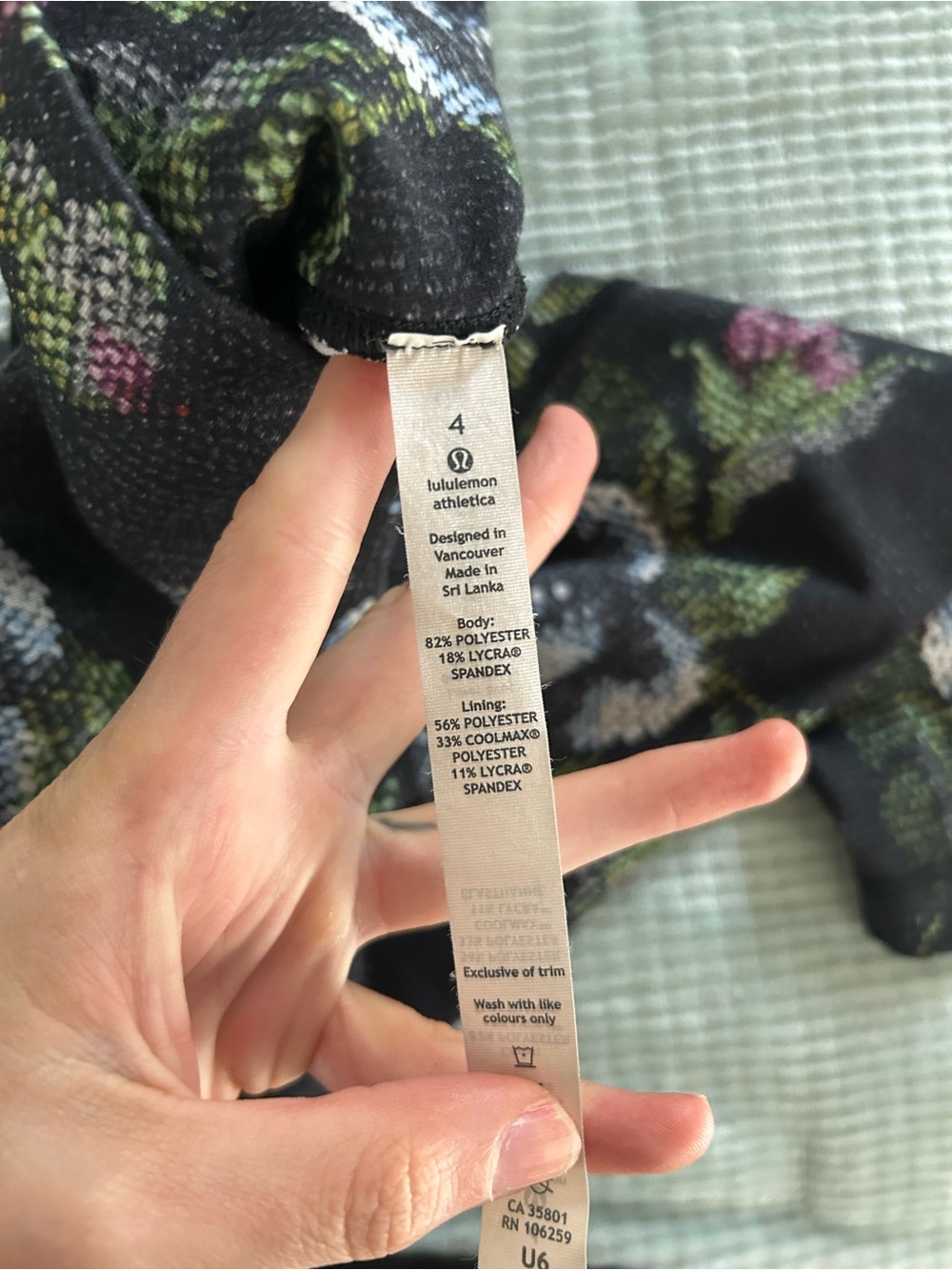 Lululemon Black Floral Print Womens Leggings - Picture 4 of 4